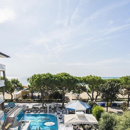 Hotel Miramare Линьяно-Саббьядоро Экстерьер фото